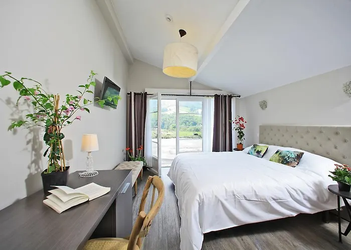 Hotel Agian - Maison Bonnet 3*